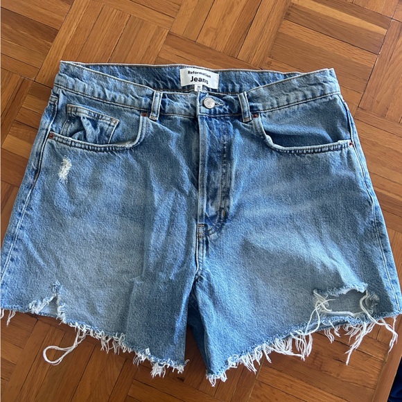 Jesse Relaxed Jean Shorts - Reformation - Picture 4 of 7